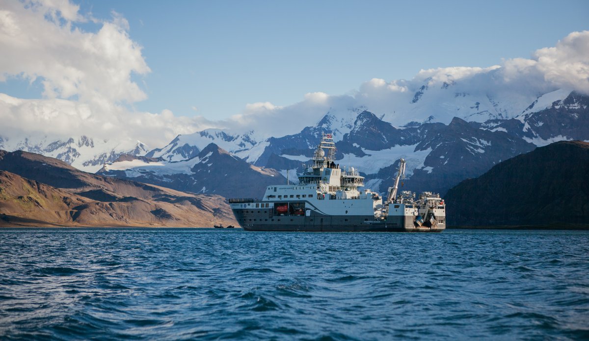 
Kronprins Haakon utenfor Grytviken