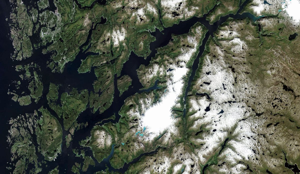 
Satelittbilde av hele Hardangerfjorden justert