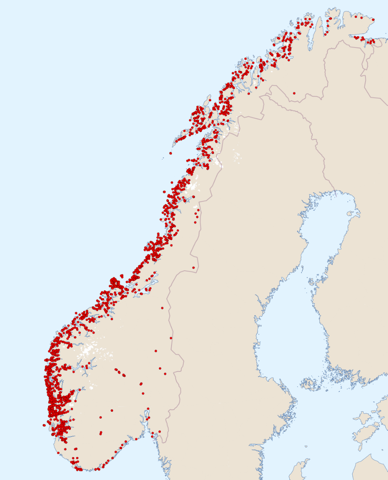 Figur 7. Akvakultur. De røde punktene viser hvor det er gitt tillatelse til å drive akvakulturvirksomhet med ulike arter og formål (lastet ned fra Arealverktøyet 07.09.2022). Det er ikke fisk eller skjell ved alle lokalitetene til enhver tid.