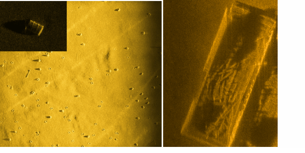To sonarbilder fra Munin. Venstre bilde viser viser havbunnen med tønner som er spredt utover. Bildet til høyre viser en avlang container på havbunnen sett ovenifra